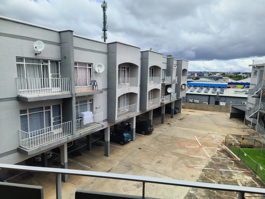 1 Bedroom Property for Sale in Baillie Park North West